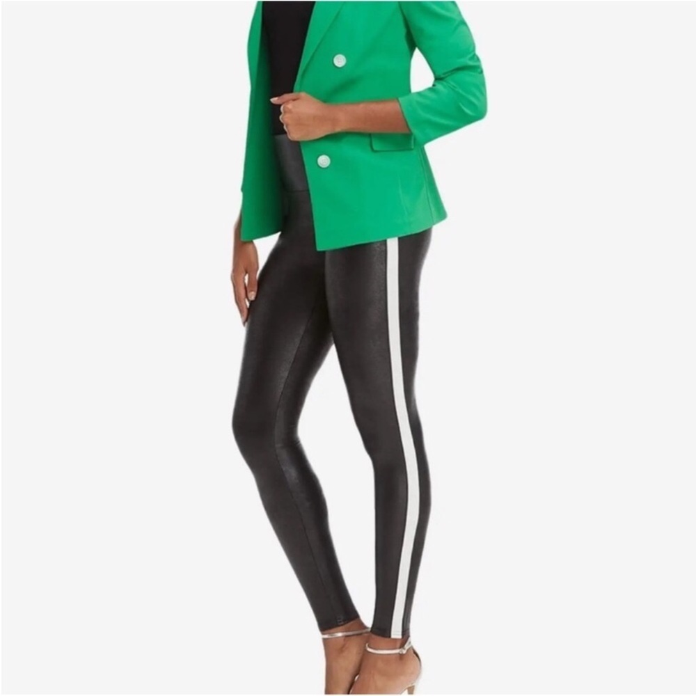 Spanx black faux leather leggings with white tuxedo stripes Size 3X